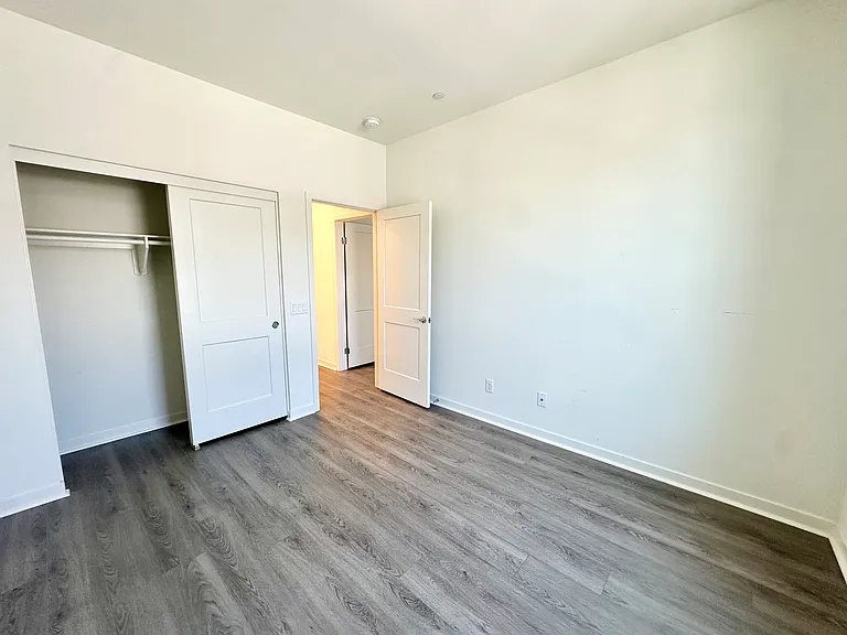 115 Red Brick Dr #3 — Photo 27