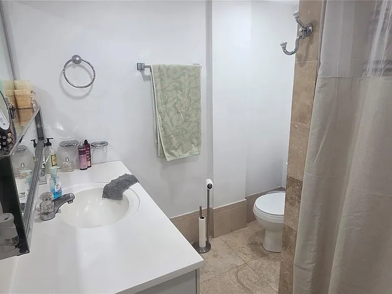 10000 NW 80th Ct #2149 — Photo 15