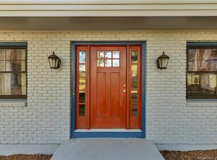 340 Colonial Rd, Guilford, CT 06437