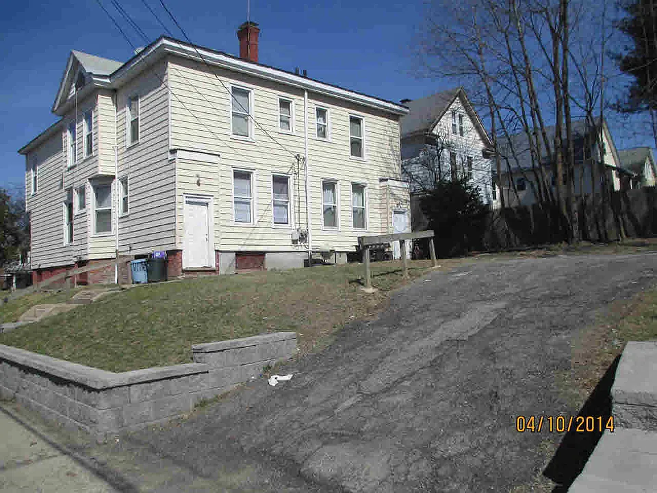 Building Photo 4