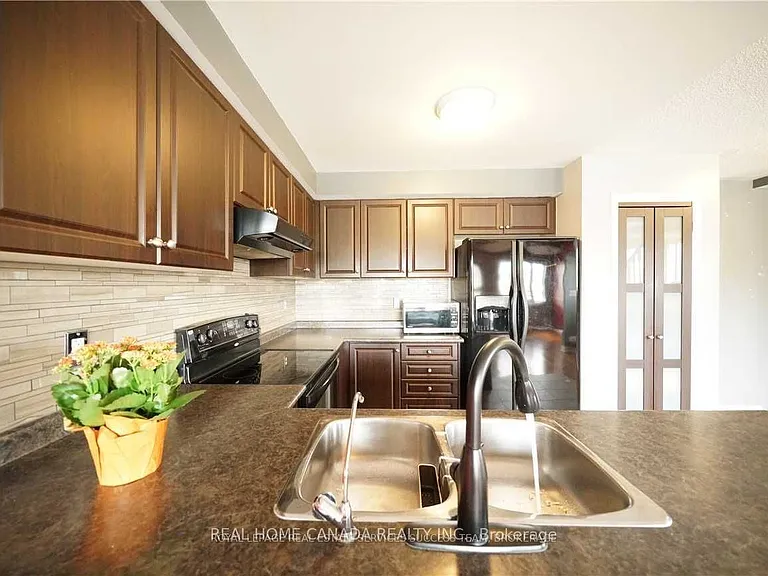 620 Ferguson Dr #66 — Photo 12