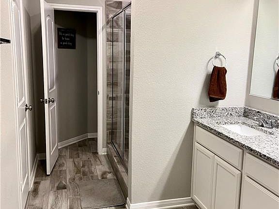 4th image of 4081 Aransas Dr