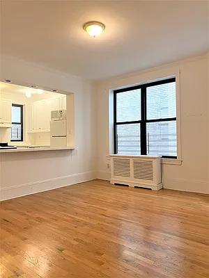 Rented by CitySites Real Estate Group | media 23