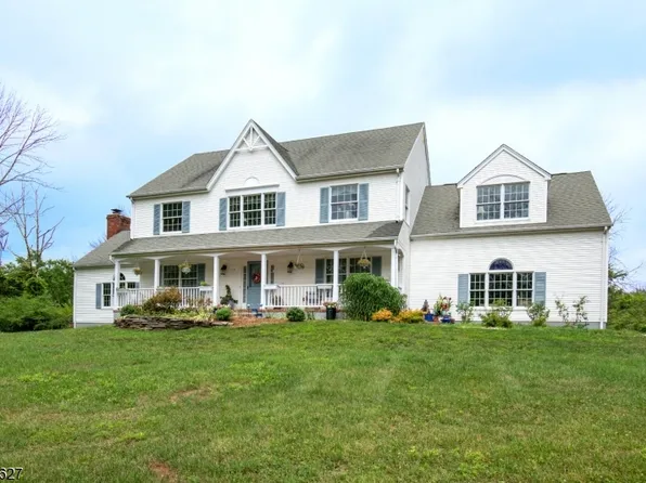 14 Brier Rd, Readington Twp., NJ 08889