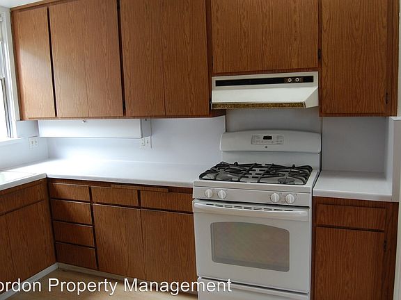 4th image of 2051 45th Ave