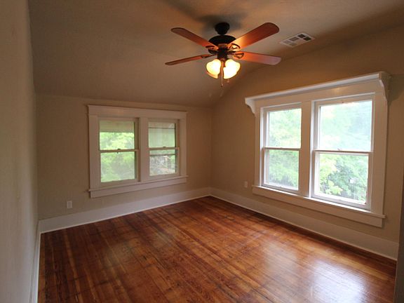 5th image of 422 Elm Ave