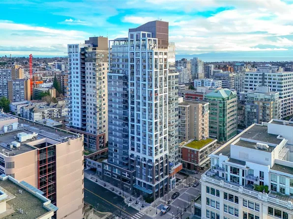 777 Herald St #1002, Victoria, BC V8T 0C7