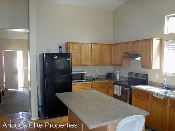 3rd image of 30188 N Sunray Dr