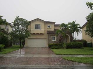 8771 SW 220th St, Cutler Bay, FL 33190