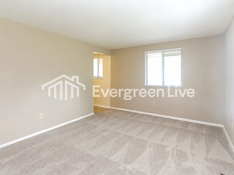 2137 Fairhaven Dr — Photo 8