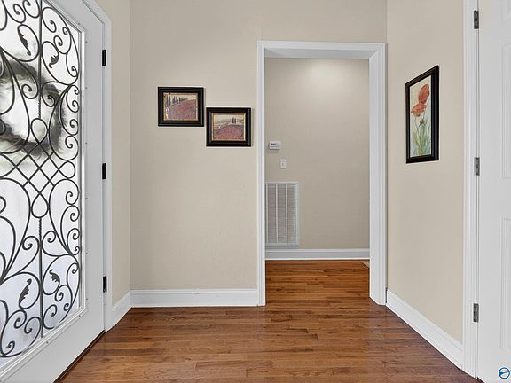 5th image of 5880 Slasham Rd