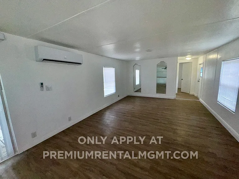 1145 S Christiana Ave — Photo 5