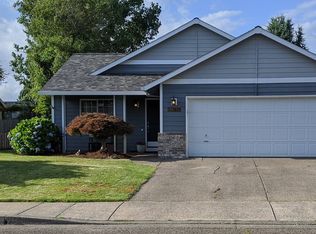 1419 Meadowlawn Pl, Molalla, OR 97038
