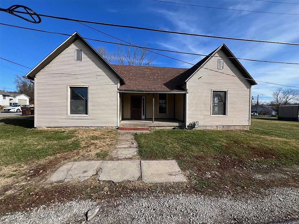 1st image of 410 E College St