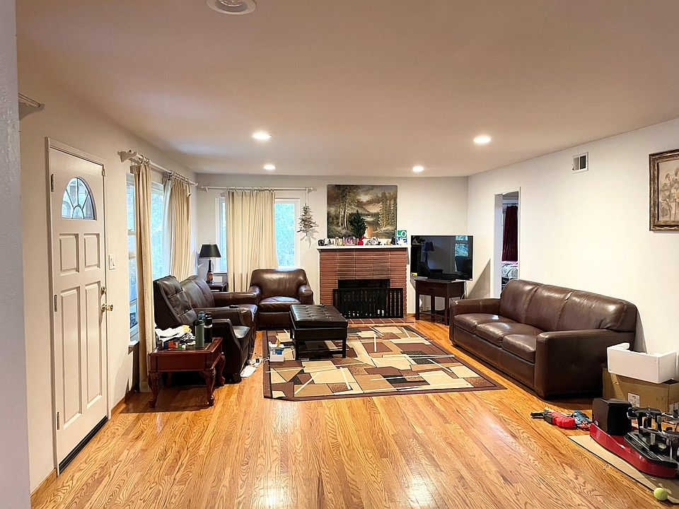 spacious drawing room