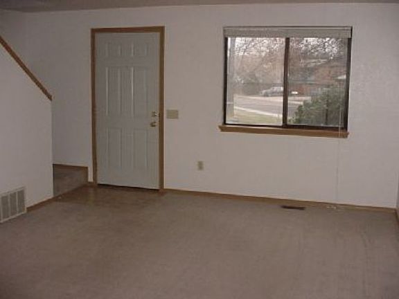 2nd image of 1795 S Barlow Ln #1795