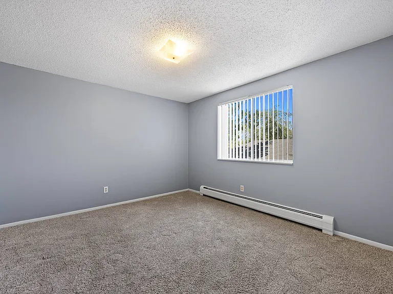 3270 S Grant St — Photo 11