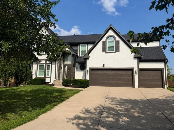 7903 W 129th Ter, Overland Park, KS 66213