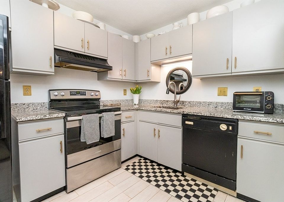 1st image of 50 Watertown St APT 110