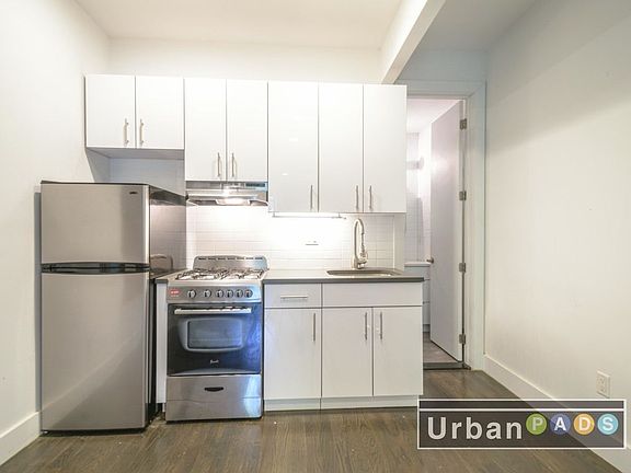 2nd image of 55 Brooklyn Ave APT 5