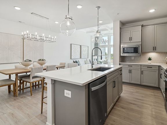 Spacious Gourmet Kitchen