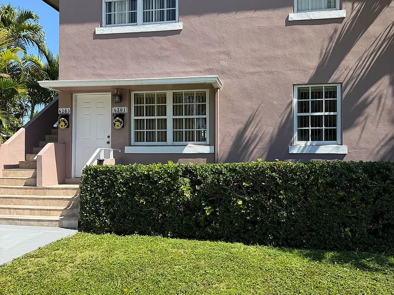 6203 SW 21st St — Photo 6