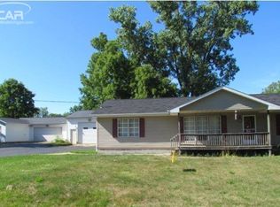 1141 Corydon Dr, Mount Morris, MI 48458