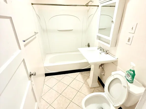 426 Jane St Floor 1, Bridgeport, CT 06608