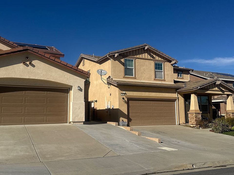 2nd image of 3681 Bilberry Rd