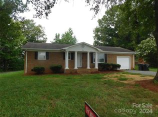 1612 Hinson Rd, Monroe, NC 28112