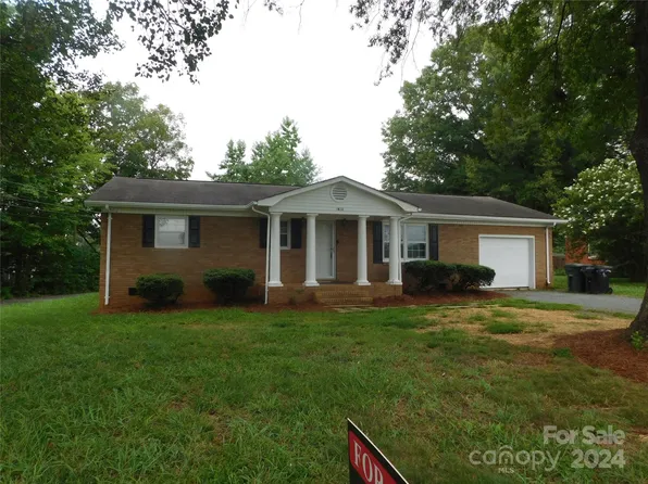 1612 Hinson Rd, Monroe, NC 28112
