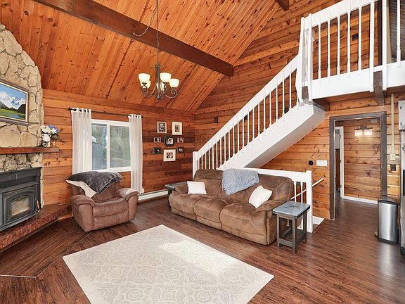 5th image of 2925 Pirate Ln