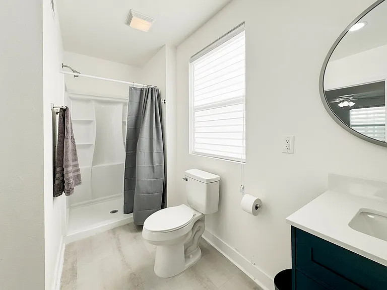 3608 B Private Bathroom