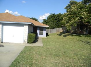 819 White Rock St, Saginaw, TX 76179