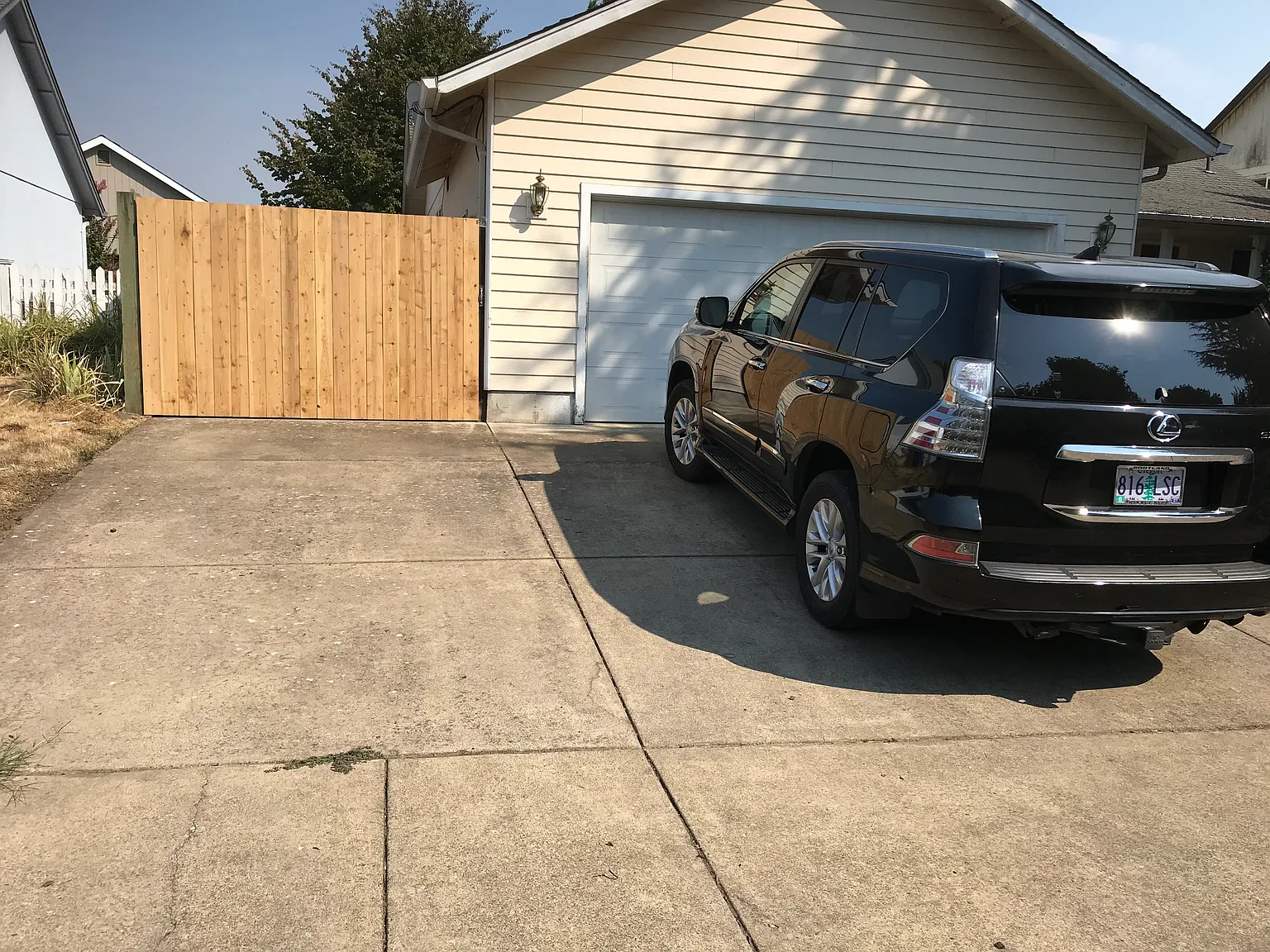 3 bed, 1352 sqft, $2,300 — Photo 2
