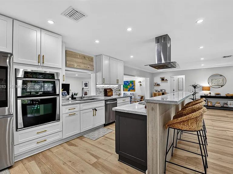410 SW 55th Ave — Photo 30