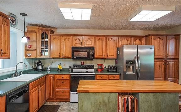 5th image of 5134 Chestnut Dr