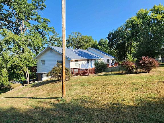 2nd image of 185 Westmoreland Dr