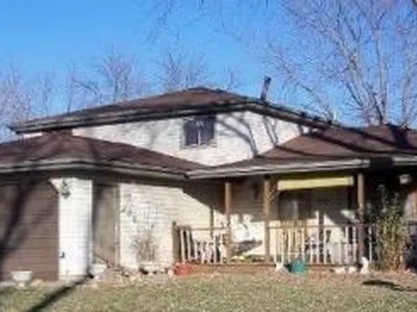 7541 Bigger St, Merrillville, IN 46410