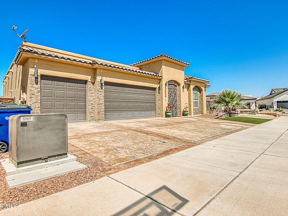 3rd image of 2737 Tierra Malaga Pl