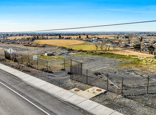 4994 Airway Drive NE, Moses Lake, WA 98837