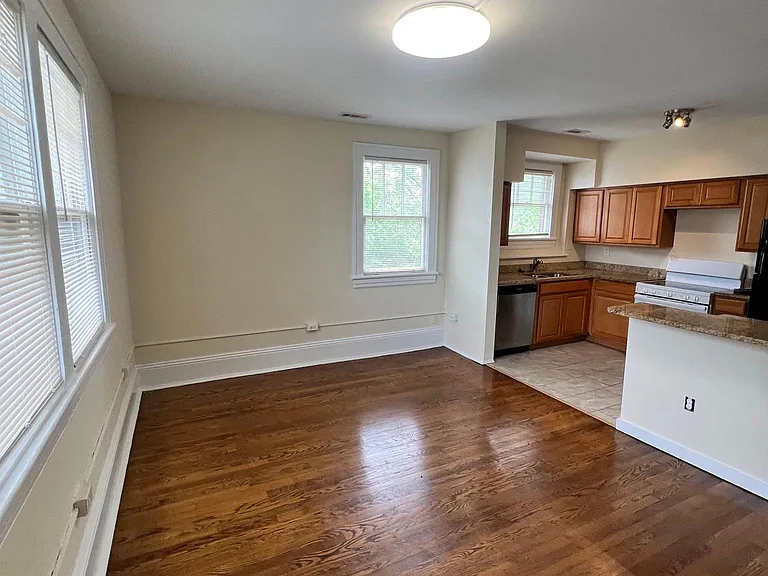 119 Albemarle Ave SW #C5 — Photo 11