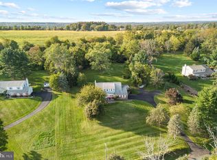 5645 Ridgeview Dr, Doylestown, PA 18902