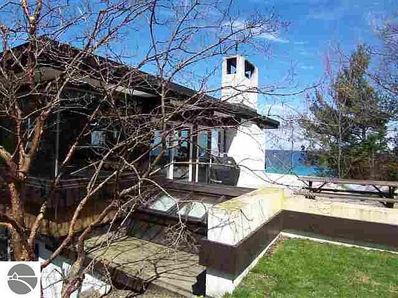 4th image of 5515 N Leland Woods Dr