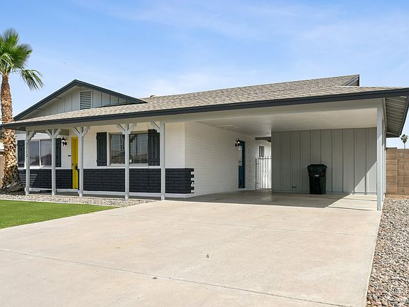 2nd image of 2312 W Catalina Ave