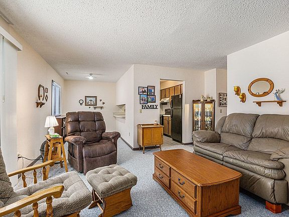 3rd image of 2917 Danford Creek Dr APT 1