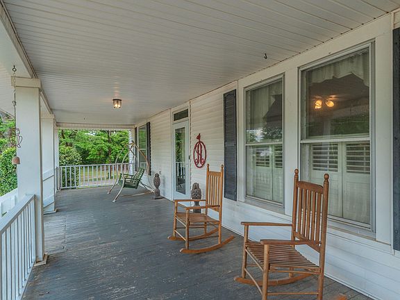 4th image of 310 Florida St