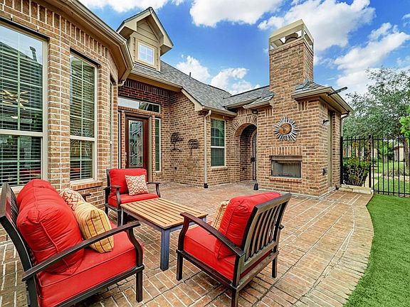4th image of this home