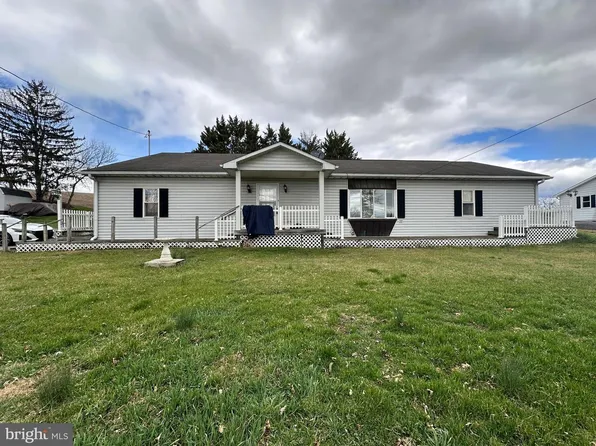 6395 Marsh Rd, Waynesboro, PA 17268