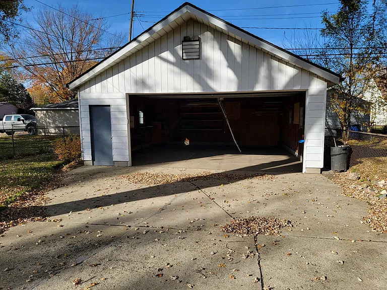 25298 Colgate St — Photo 8